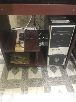 desktop and computer desk for sale